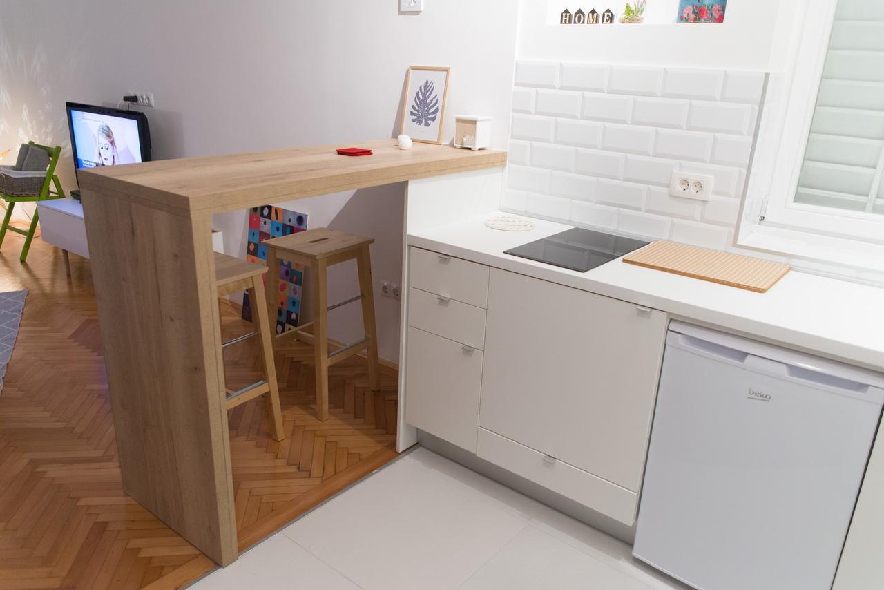 Bright & Stylish Studio Home, Superbly Located Сараево Екстериор снимка