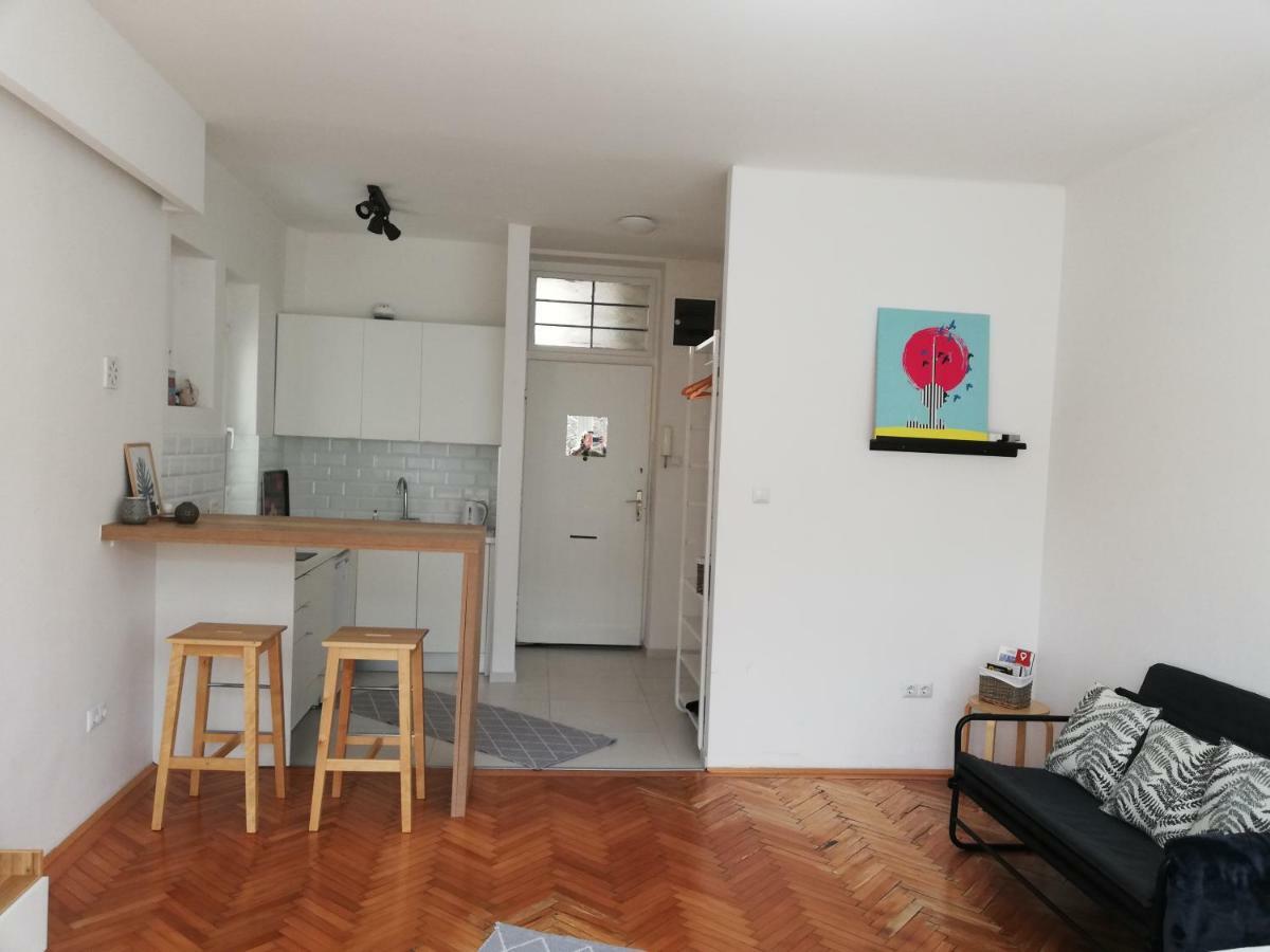 Bright & Stylish Studio Home, Superbly Located Сараево Екстериор снимка